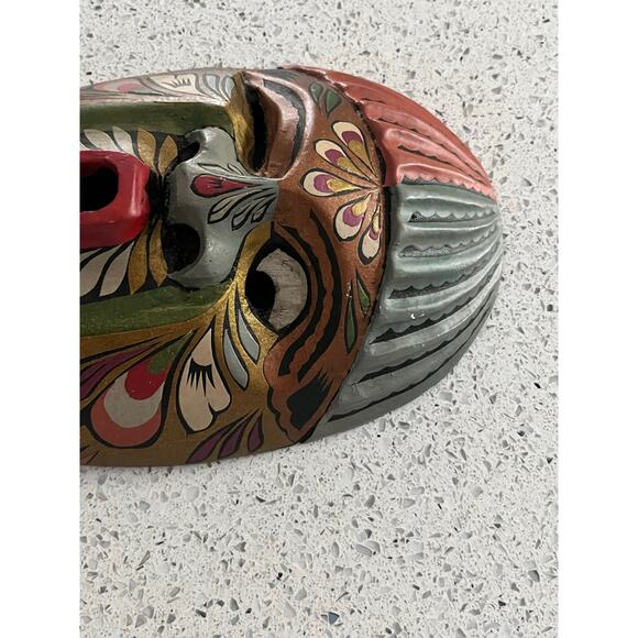 Vintage Hand carved Hand Painted Tribal African Wood Mask Wall Art - Picture 4 of 8